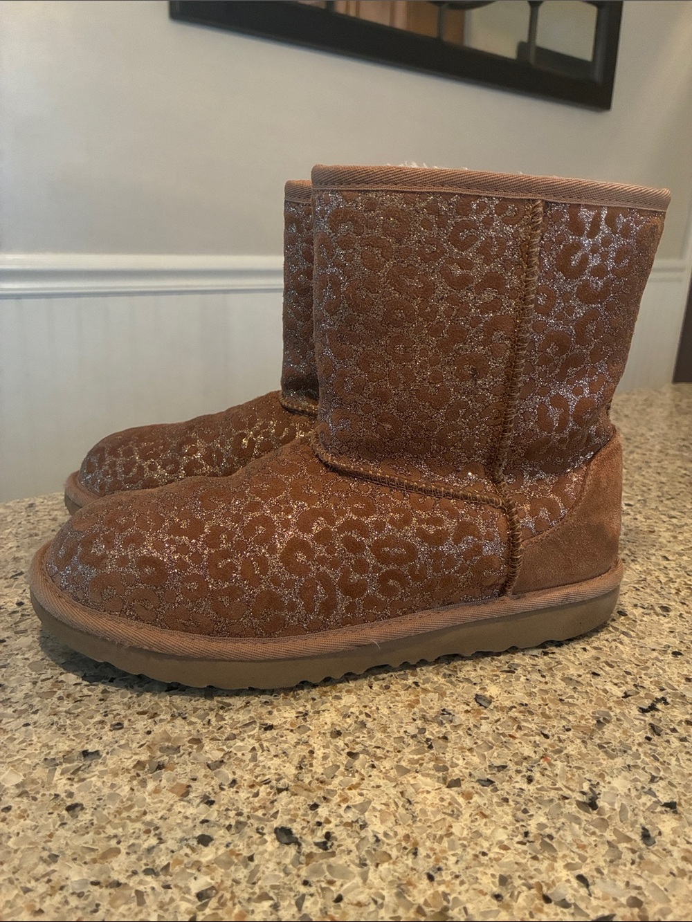 Size 5 UGG Kids Classic II Glitter Leopard